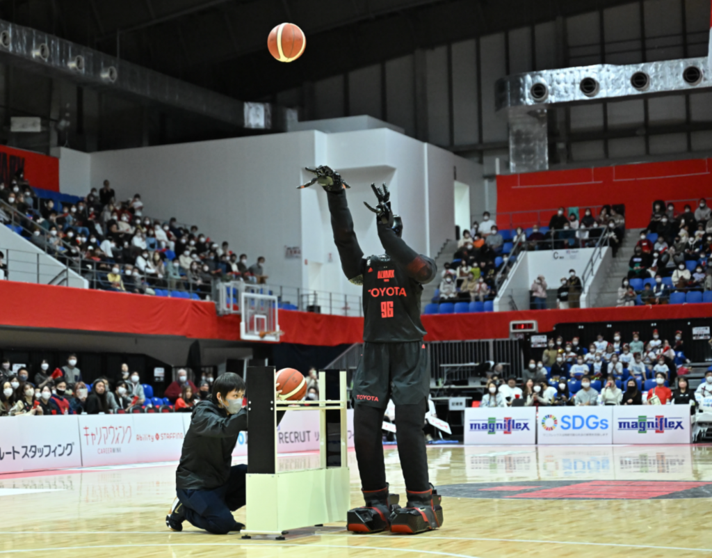 Conheça o robô de basquete com IA mais avançado do mundo
