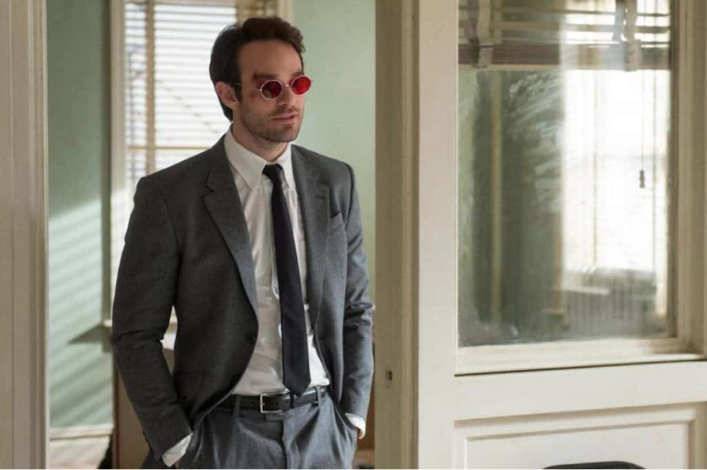 Charlie Cox como o Demolidor