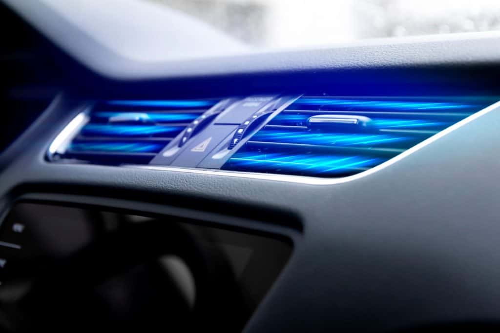 Saída de ar-condicionado em carro