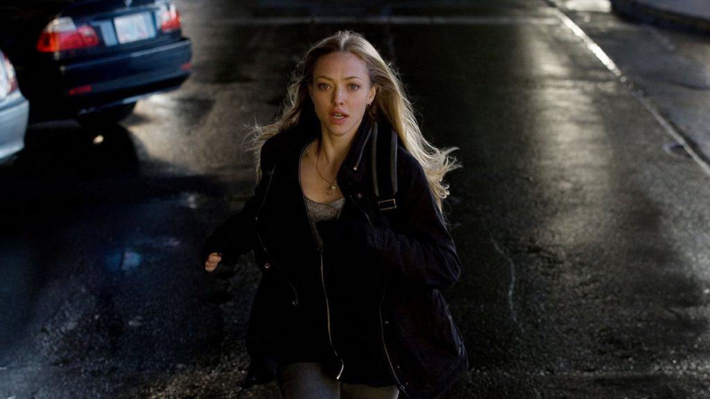 amanda seyfred em 12 Horas (Gone, 2012)