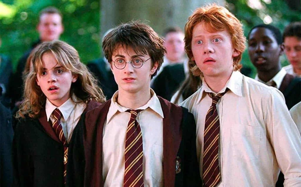 imagem mostra os personagens Hermione, Harry e Ron (da franquia Harry Potter)