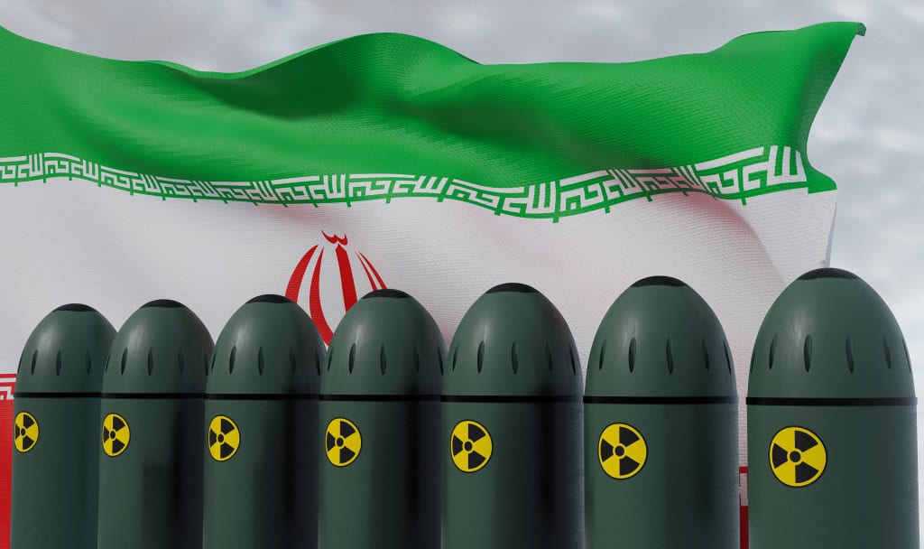 Bandeira do Irã com bombas nucleares na frente