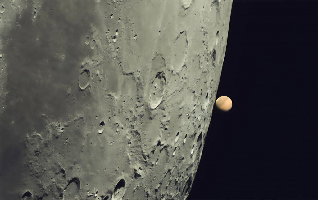Lua e Marte fotografados bem próximos a partir de Córdoba, na Argentina, em 15 de agosto de 2020.