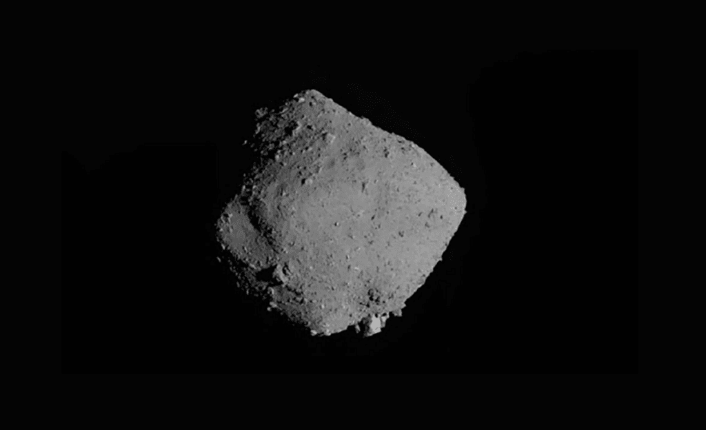 Sementes da vida foram encontradas no Ryugu (Crédito: JAXA)
