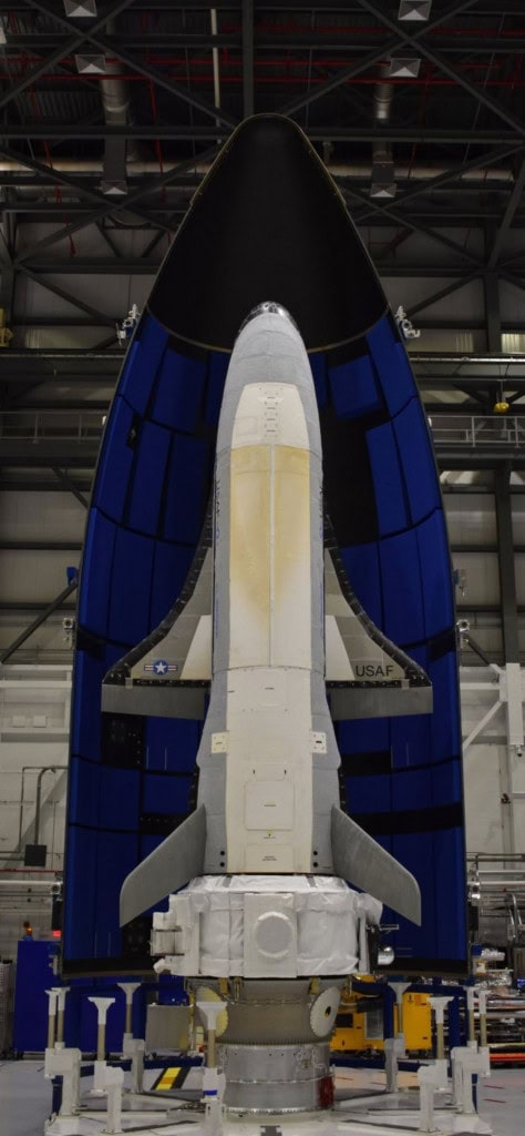 A aeronave espacial x-37B