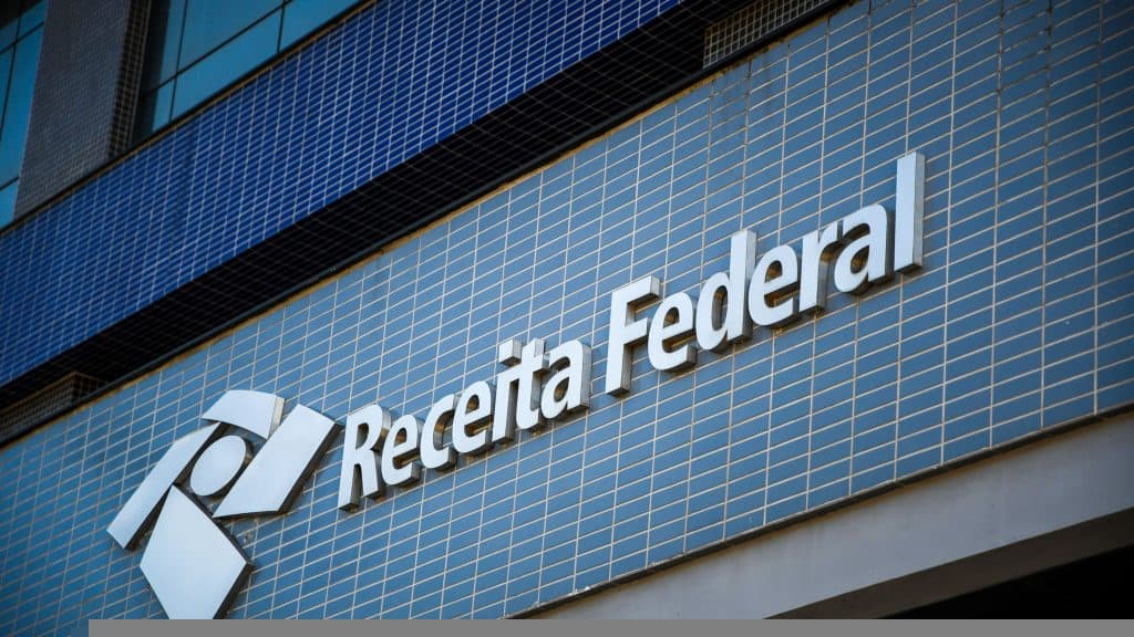 Fachada do prédio da Receita Federal
