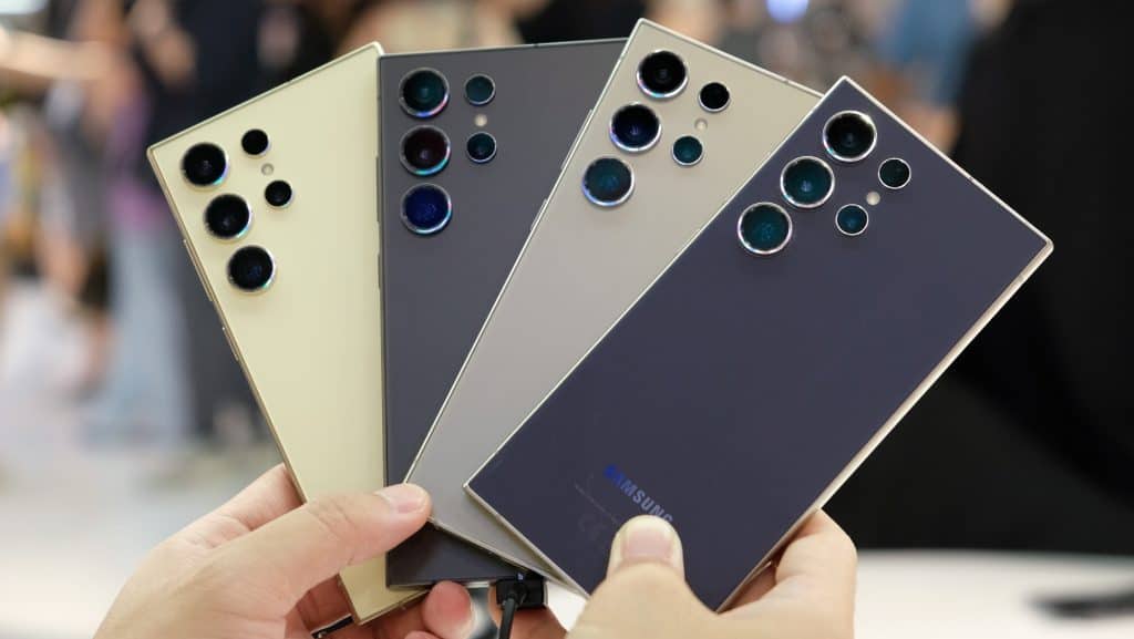 Linha Galaxy S24 está entre os smartphones que vão receber a atualização da Samsung.